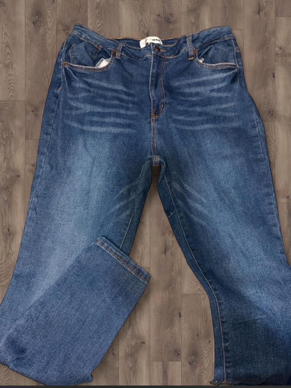 Fashion nova plus size jeans